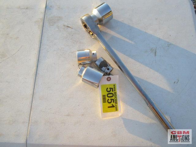 3/4" Craftsman ratchet with 1 1/8",1 3/4",1 5/8", 1 7/8" 12 point sockets *D