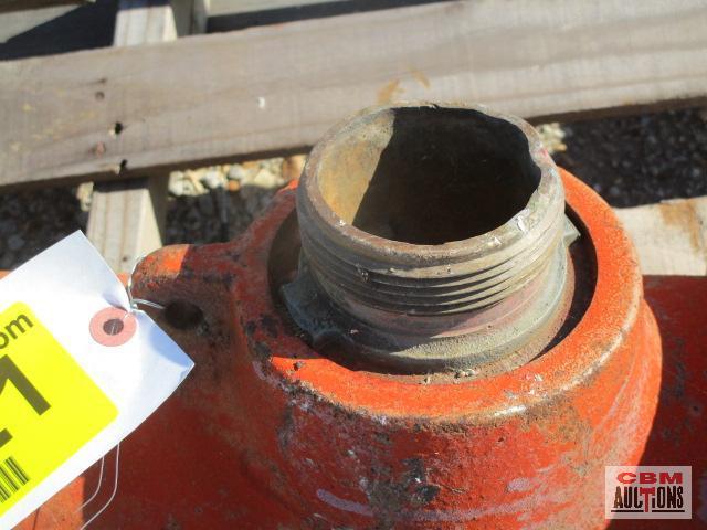 1986 4 1/2" Mueller Fire hydrant, Albertvillie Ala