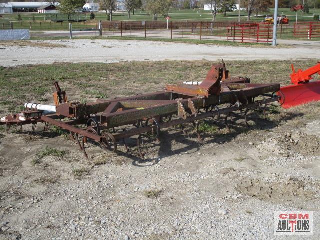 11' 3pt Spring tine with Midwest DK-50 harrow S#3086