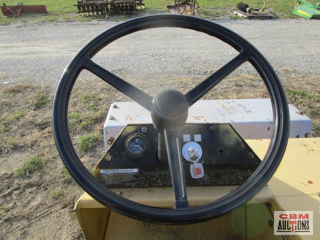 Stone AVRD4000 40" double drum smooth roller, 2 cyl diesel,2,411hrs, S#4591015 Ran and drove in