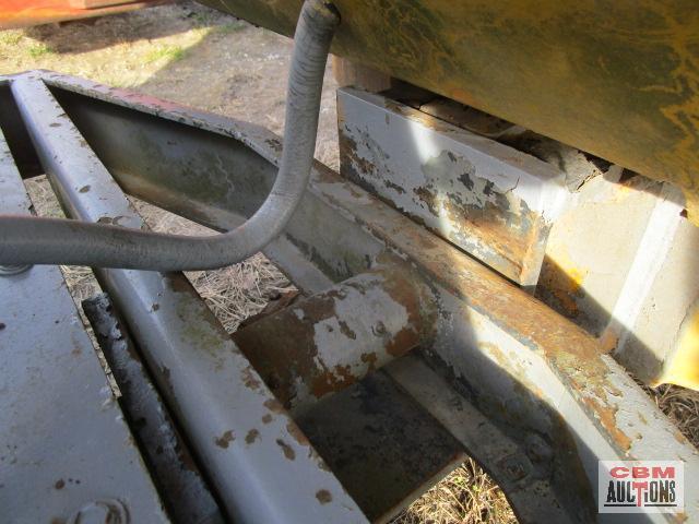 Stone AVRD4000 40" double drum smooth roller, 2 cyl diesel,2,411hrs, S#4591015 Ran and drove in