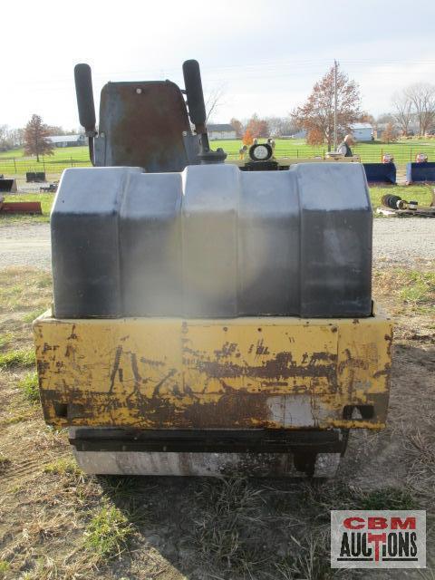 Stone AVRD4000 40" double drum smooth roller, 2 cyl diesel,2,411hrs, S#4591015 Ran and drove in