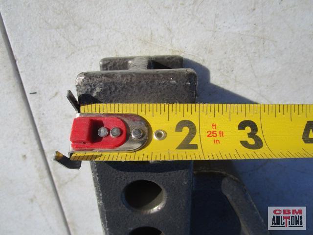 Adjustible reciever hitch shank
