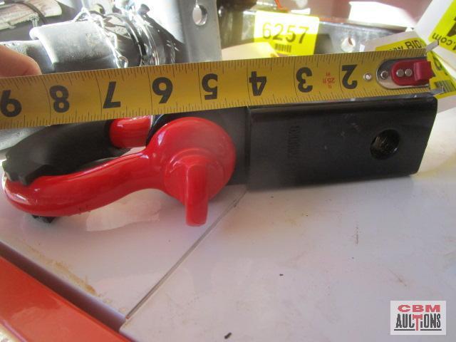 Red and black chain hook on receiver hitch shank, WLL5000KG