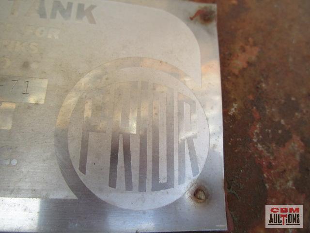 Assorted steel tanks