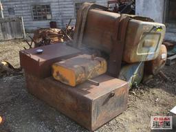 Assorted steel tanks