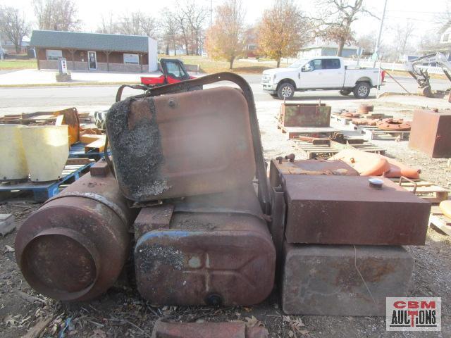 Assorted steel tanks