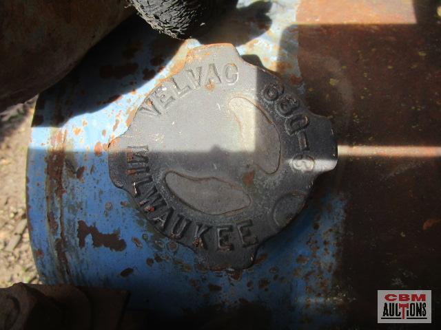Assorted steel tanks