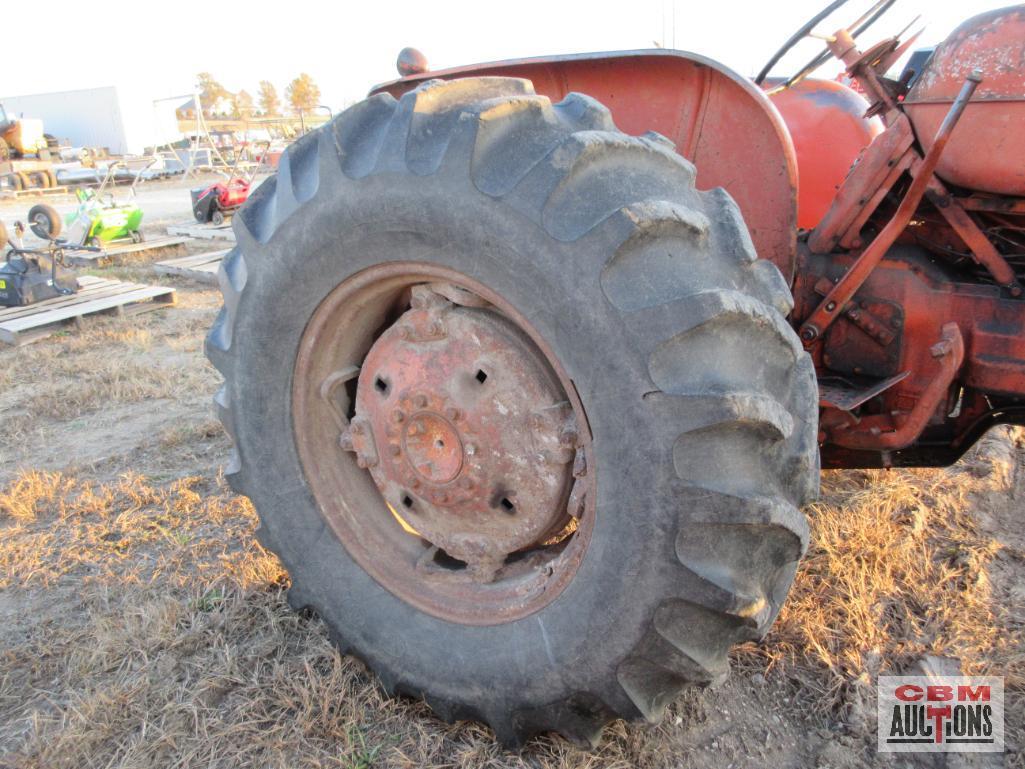 1958 Allis Chalmers D17 Series I Tractor, 3 Pt, 540 PTO, 1 SCV Line (Runs & Drove Into Line)