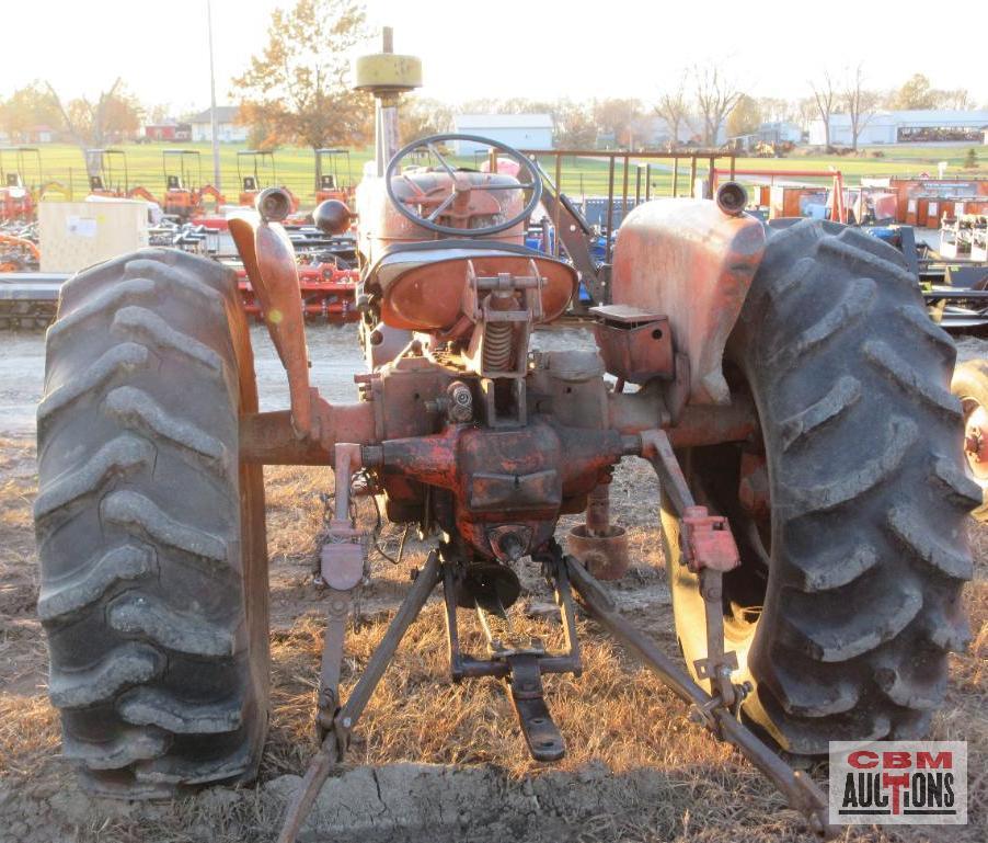 1958 Allis Chalmers D17 Series I Tractor, 3 Pt, 540 PTO, 1 SCV Line (Runs & Drove Into Line)