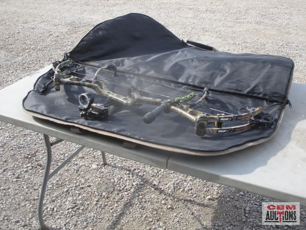 Bear Compound Bow, Arrows, Parts & Case *BRM