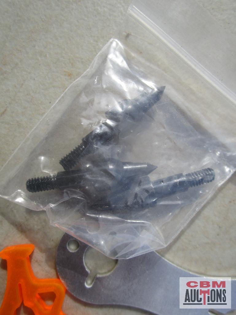 Bear Compound Bow, Arrows, Parts & Case *BRM