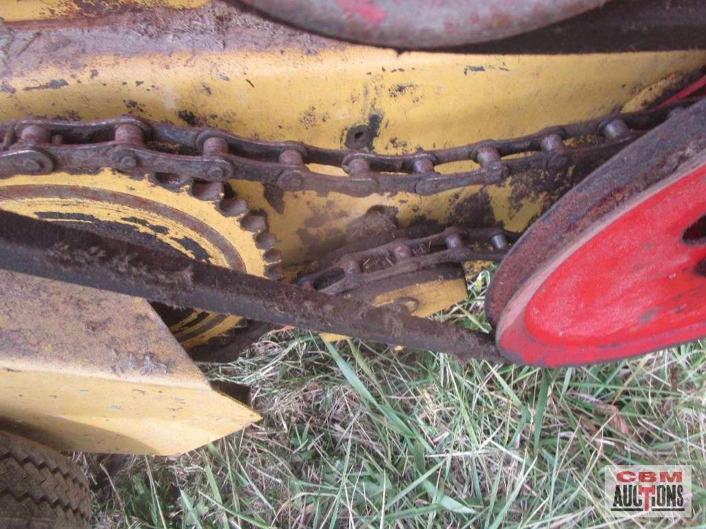 New Holland 851 Round Hay Bale S#491801