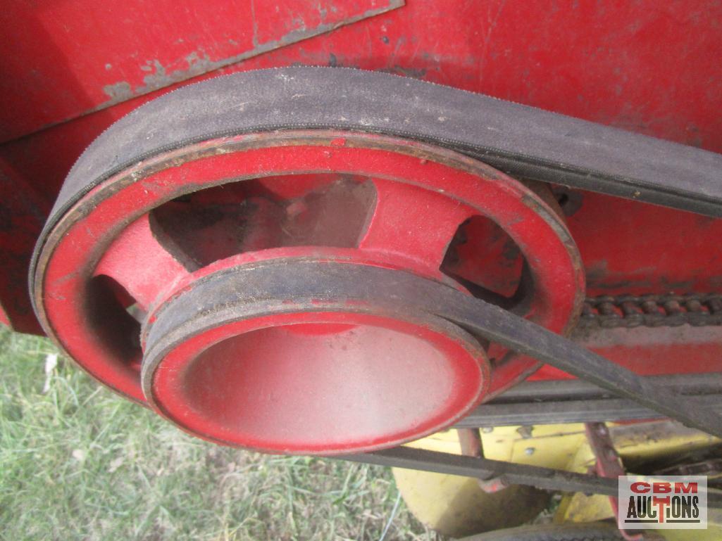 New Holland 851 Round Hay Bale S#491801