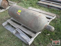 #100 LP Propane Tank