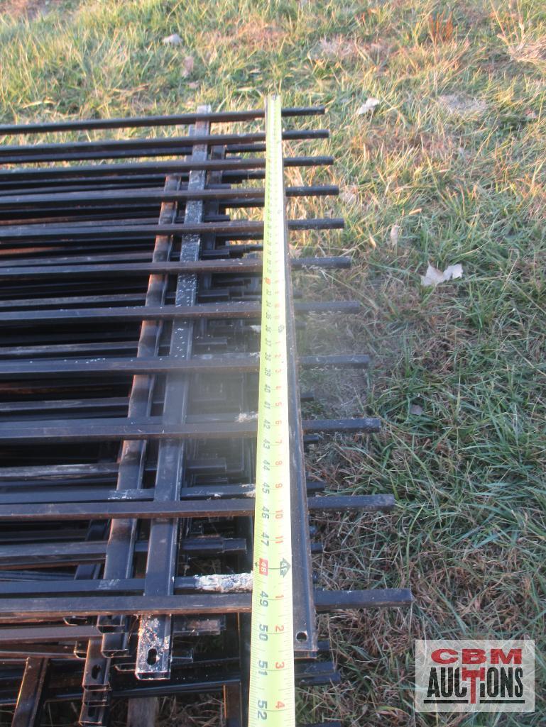 Montage Panel Fence