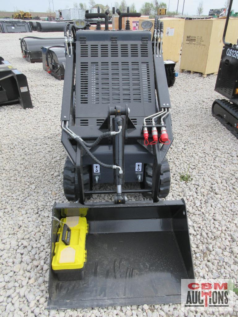 AGT KTT23 Mini Skid Steer Track Loader, 739cc Engine, Rubber Tracks, Quick Attach 32" Smooth Bucket,