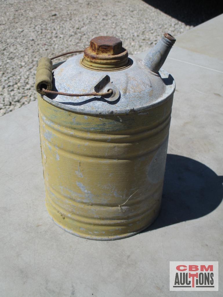 Old Metal Gas Can... *FRT