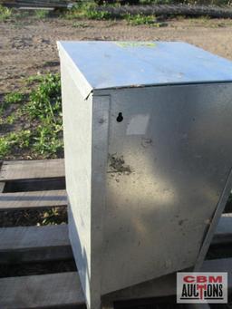 Gravity Fed Metal Chicken Feeder... ...