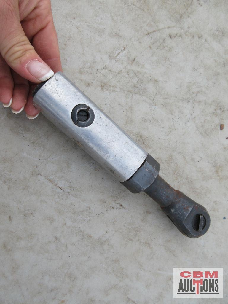 Central Pneumatic 34900 1/4 in. Air Ratchet Wrench *ELB