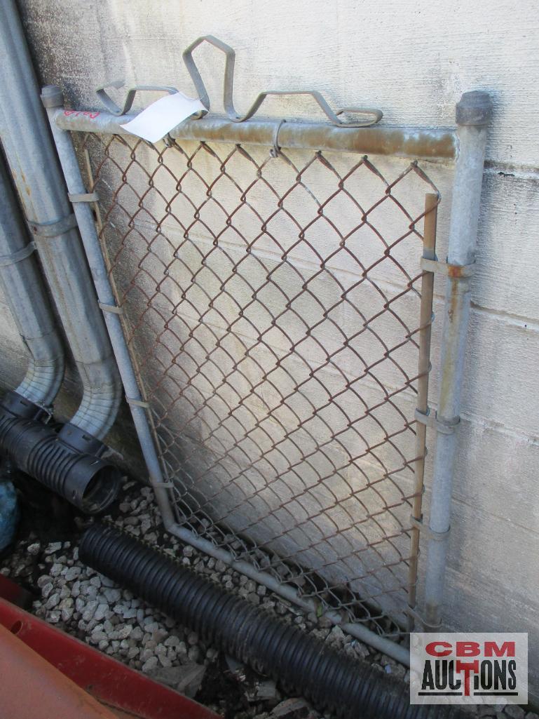 Chain Link Yard Gate