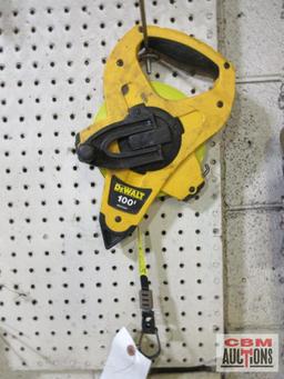 Dewalt 100' Tape Measure