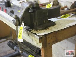 Reed 4 1/2" Bench Vise