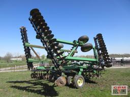 John Deere 630 Disk, 30 Foot, 3 Section Hydraulic Fold, 9" Spacing, 13"-14" Blades, Scrappers, Dual