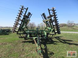 John Deere 630 Disk, 30 Foot, 3 Section Hydraulic Fold, 9" Spacing, 13"-14" Blades, Scrappers, Dual