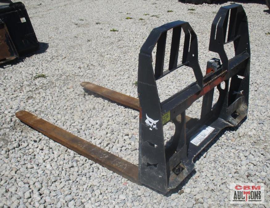 Bobcat 48" Pallet Forks 4K Capacity 1290205