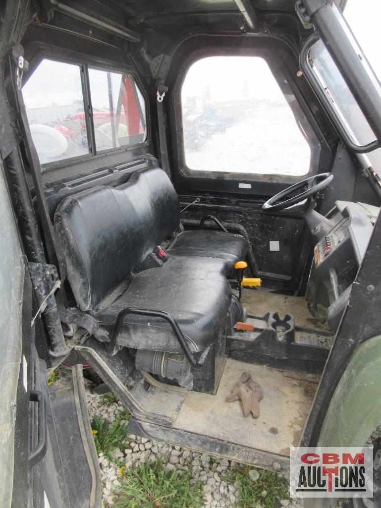 John Deere 825I XUV Gator, 4x4, 3 Cylinder, Gas, 5,389 Miles, 1,924 Hrs, Cab Only, Power Dump, Turn