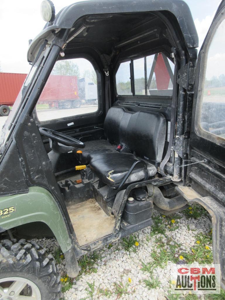 John Deere 825I XUV Gator, 4x4, 3 Cylinder, Gas, 5,389 Miles, 1,924 Hrs, Cab Only, Power Dump, Turn
