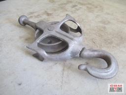 Vintage Pulley *E7
