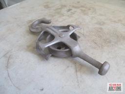 Vintage Pulley *E7