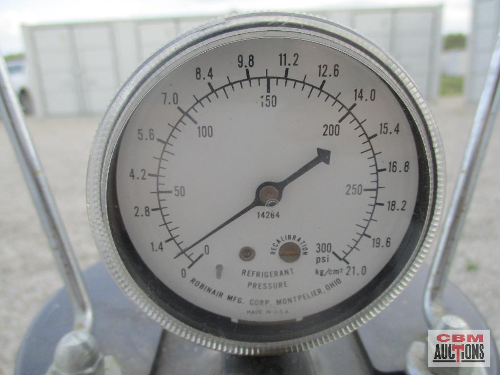 Dial-a-Charge Refrigerant Charging Cylinder *B6