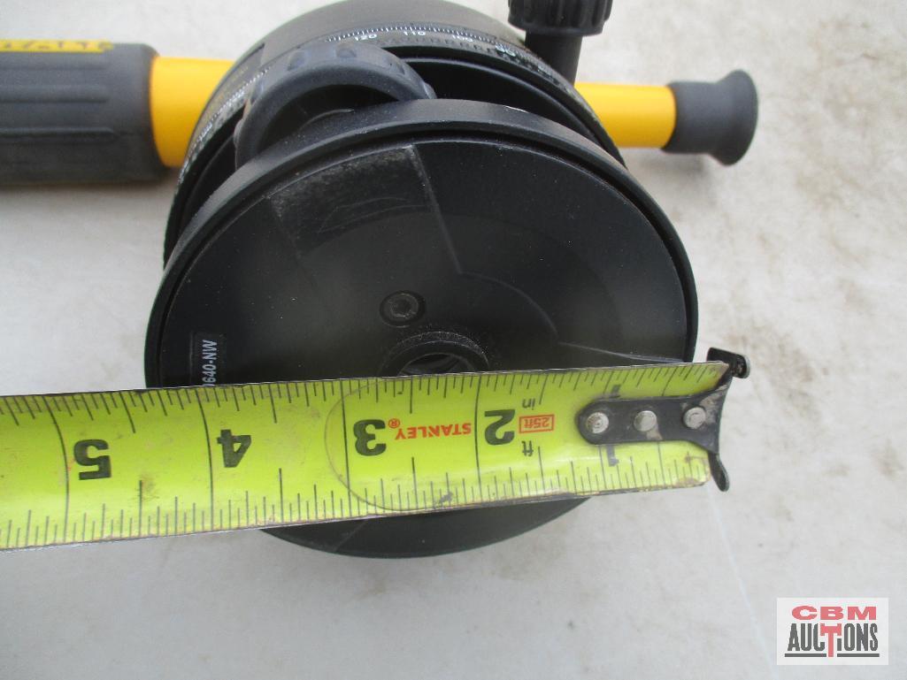 DeWalt Builders Laser Level DW090 w/Elevator Tripod DW0733 *B14