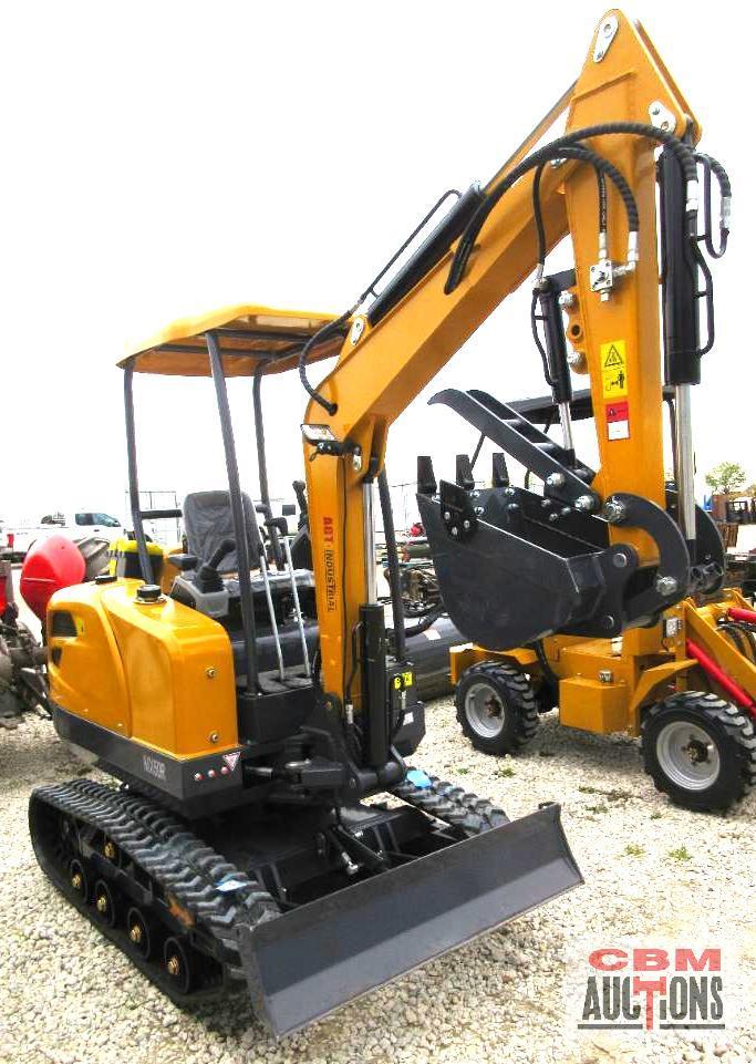 AGT MX50R 2.5 Ton Mini Excavator, 30hp Gas, Open Station ROPS, Dual Individual Pilot Controls, Swing