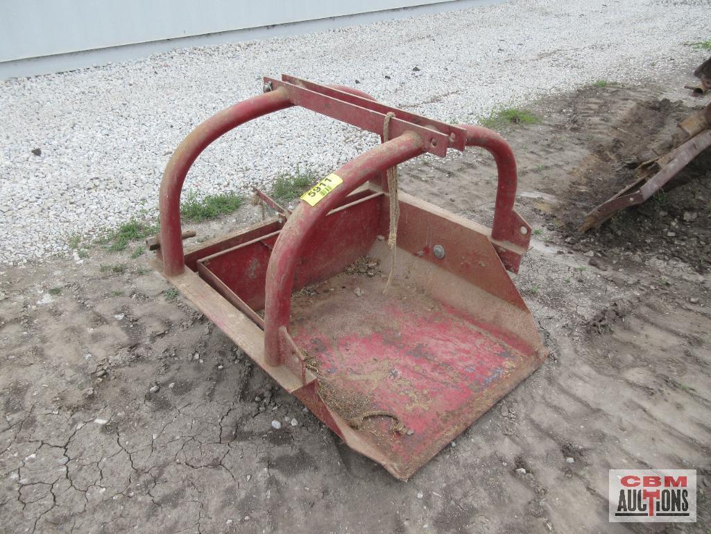 Red Reversible 3Pt Dirt Slip Bucket