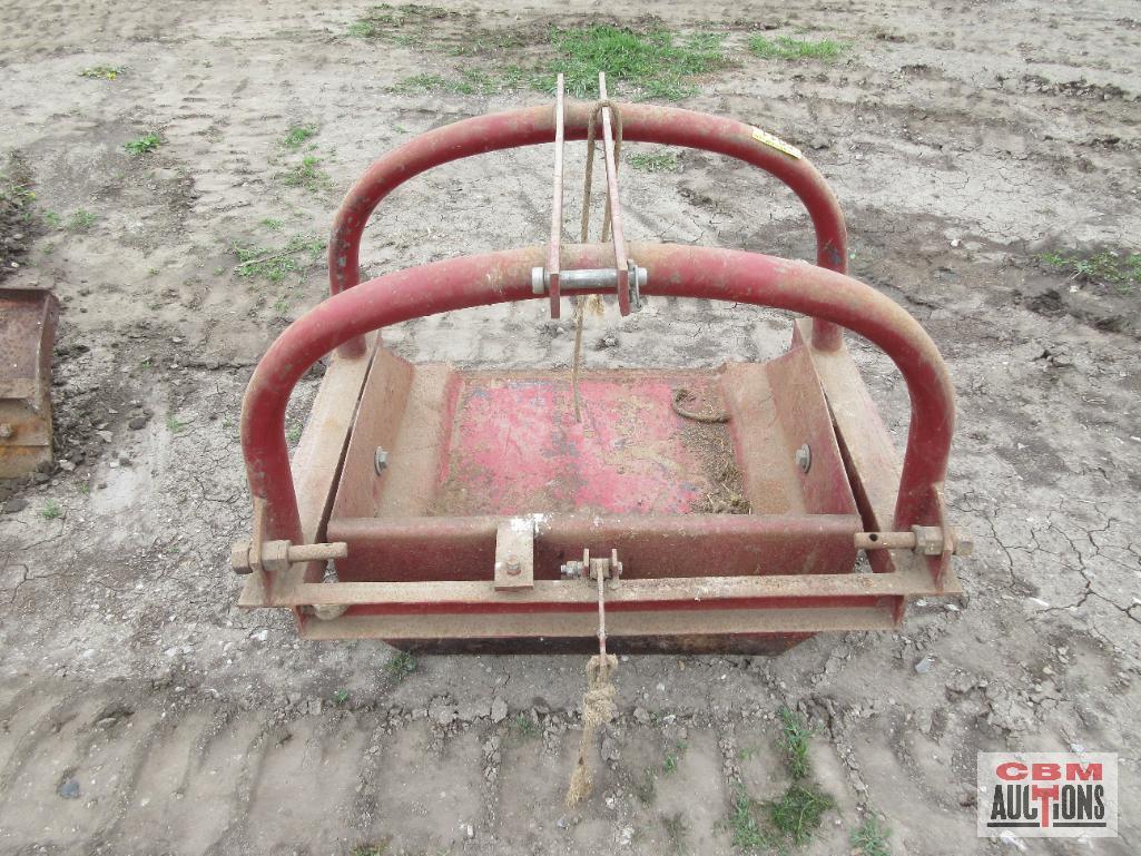 Red Reversible 3Pt Dirt Slip Bucket