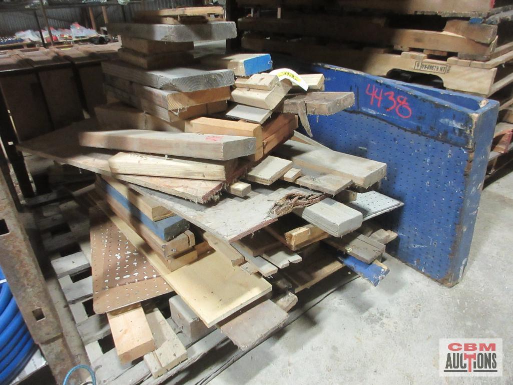 Pallet of Lumber/Pegboard Remnants - Buyer Loads