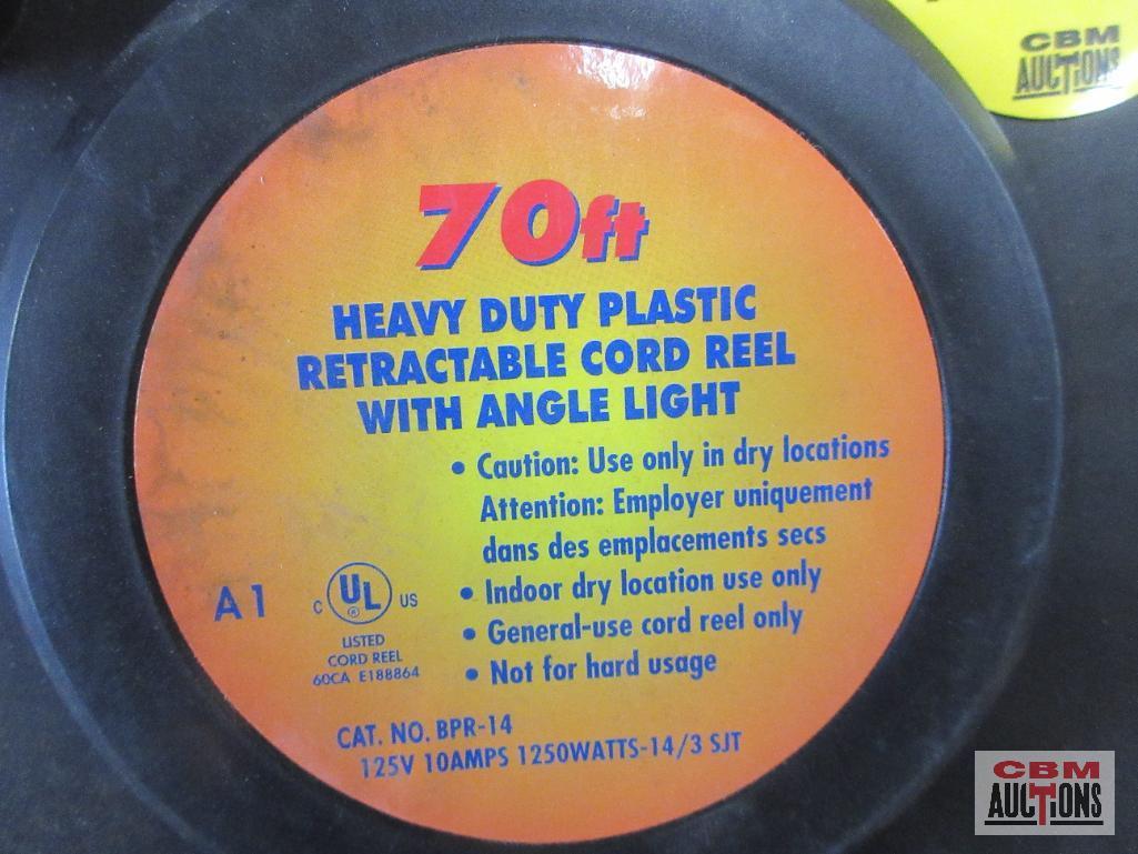 70' Heavy Duty Plastic Retractable Cord Reel w/ Angle Light - Runs