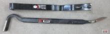 IIT 24" Wrecking Pry Bar & 18" Curved Pry Bar