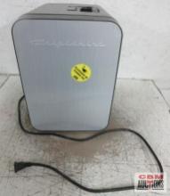 Frigidaire Small Table Top Portable Mini Fridge - Runs
