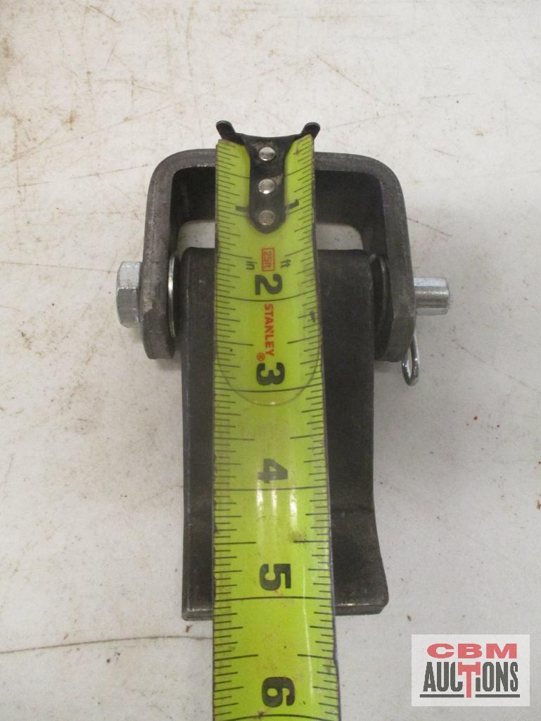 AssortmentOf Trailer Parts *1