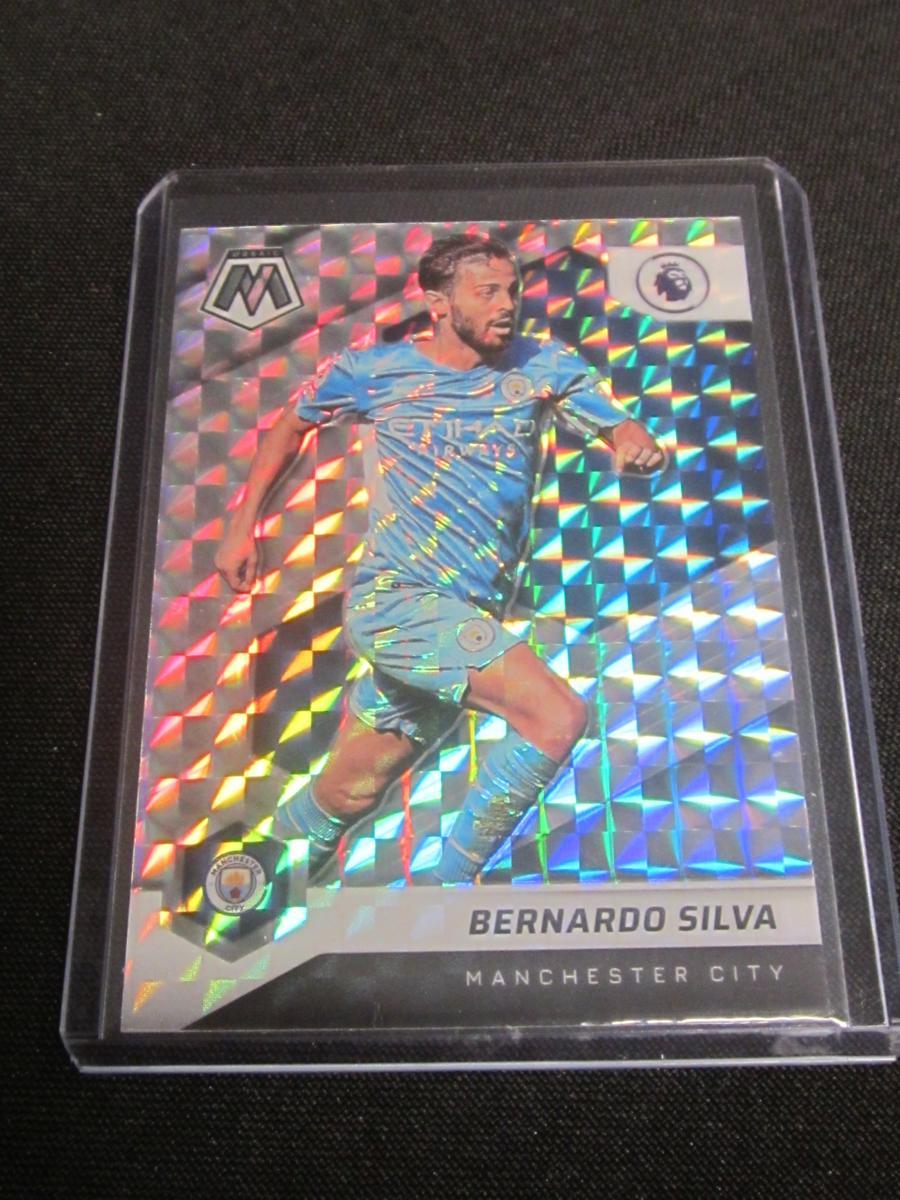 21-22 PANINI BERNARDO SILVA SILVER MOSAIC PRIZM