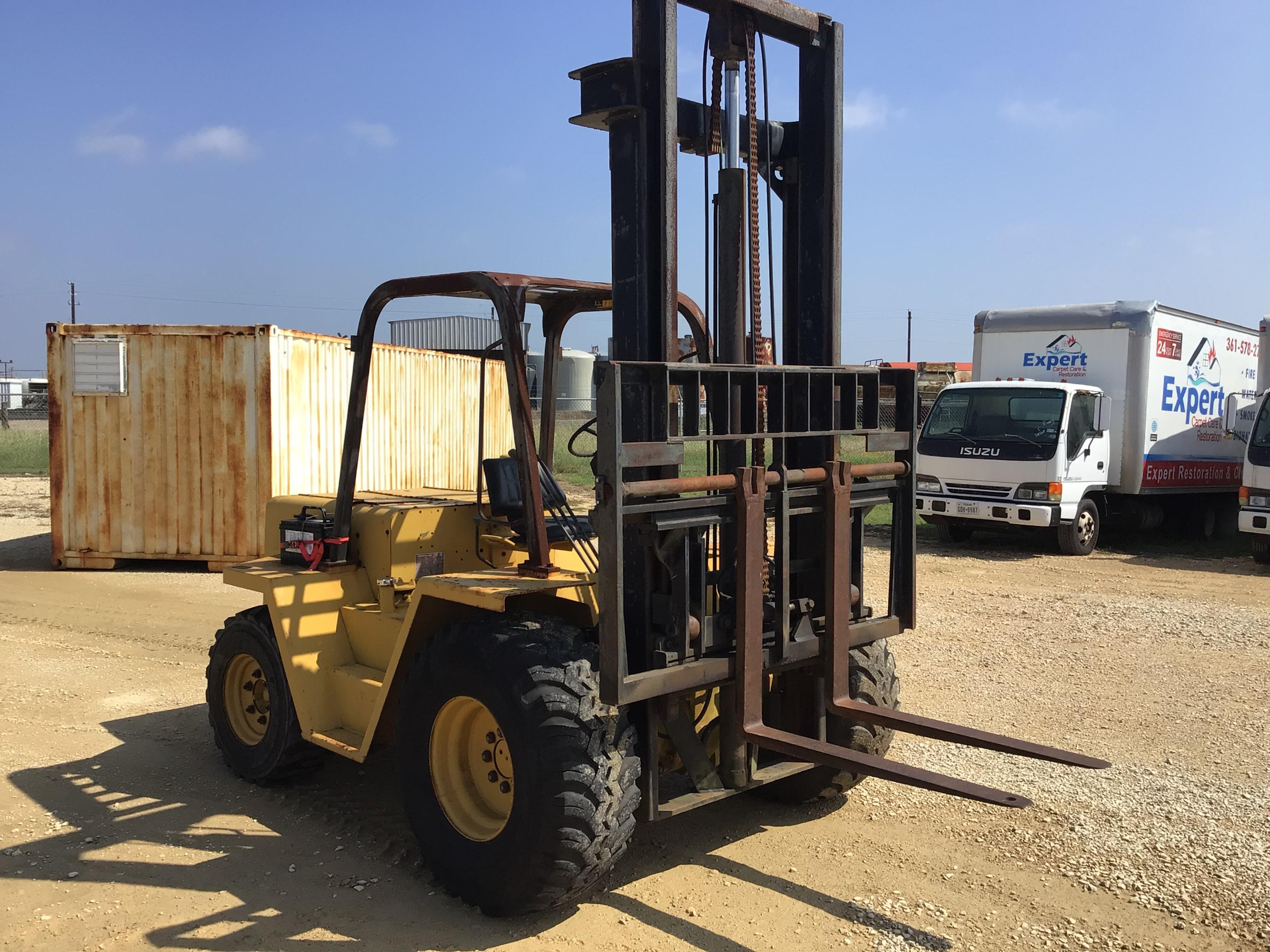 Caterpillar R60 Fork Lift