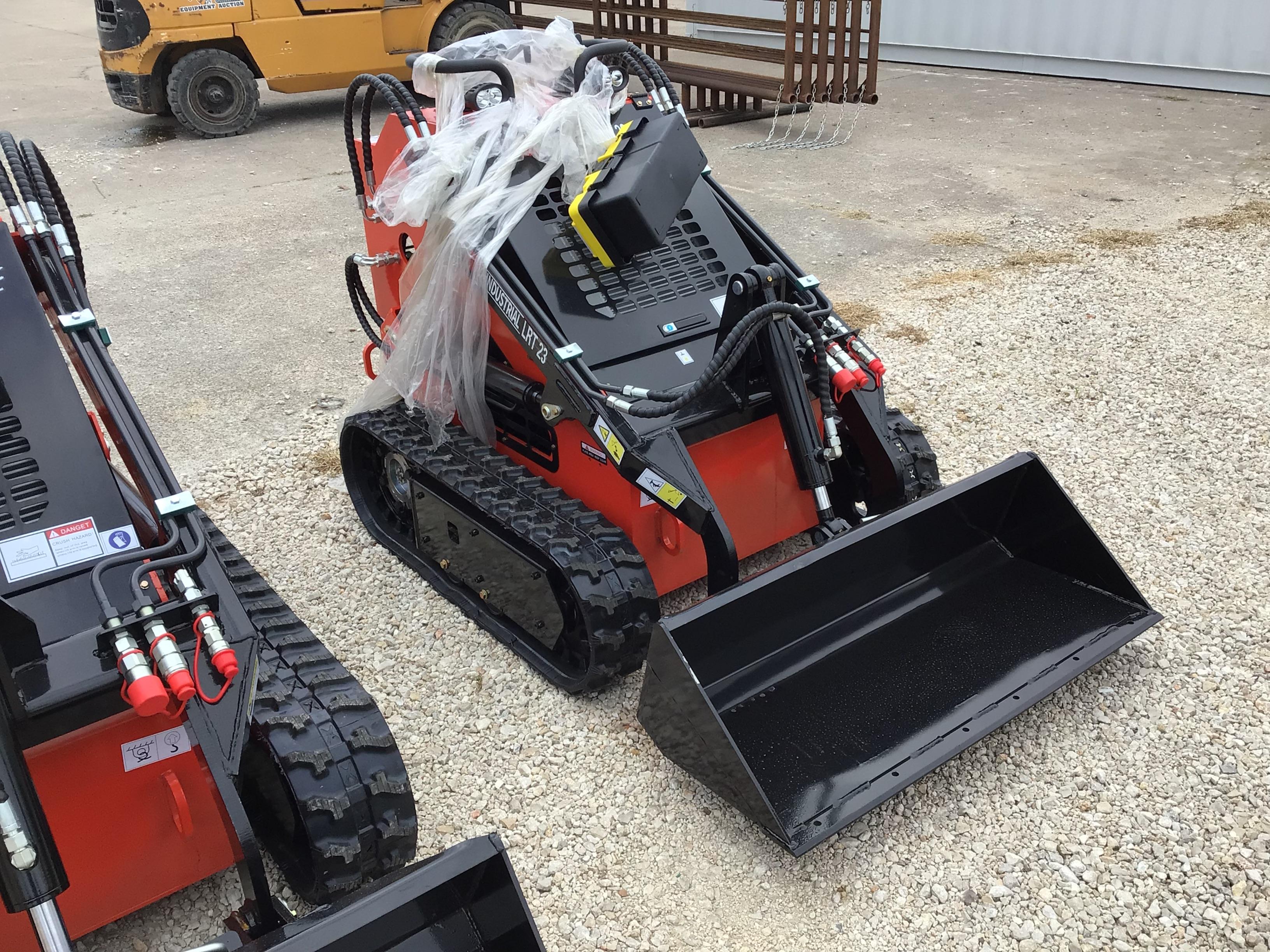 2023 AGT LRT 23 Mini Skid Steer