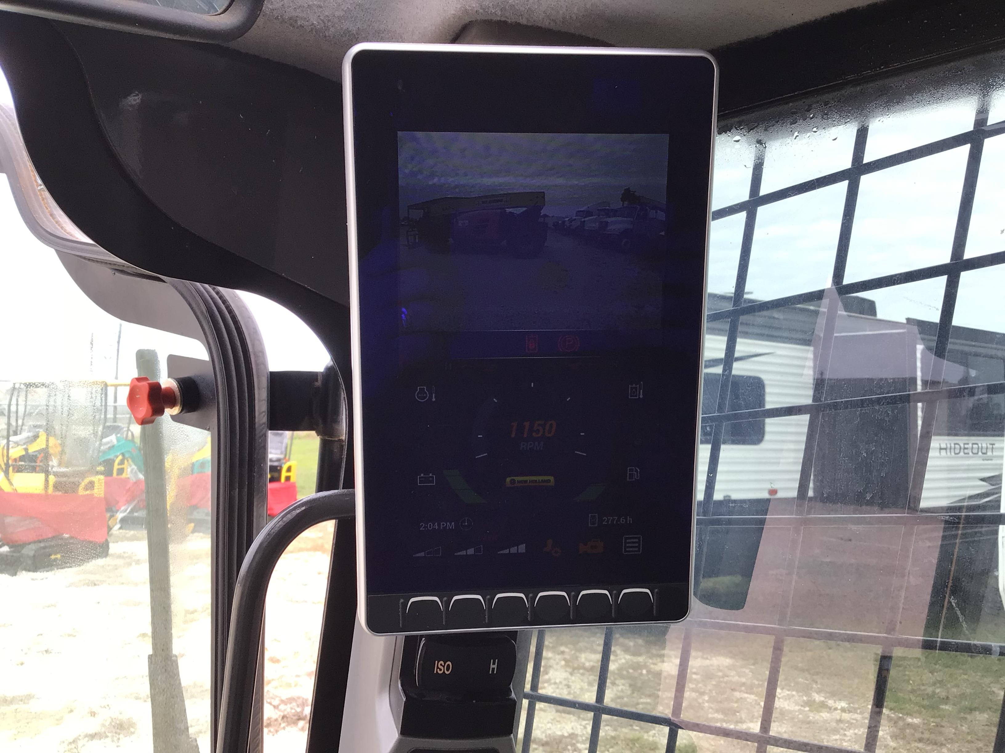 2023 New Holland C332