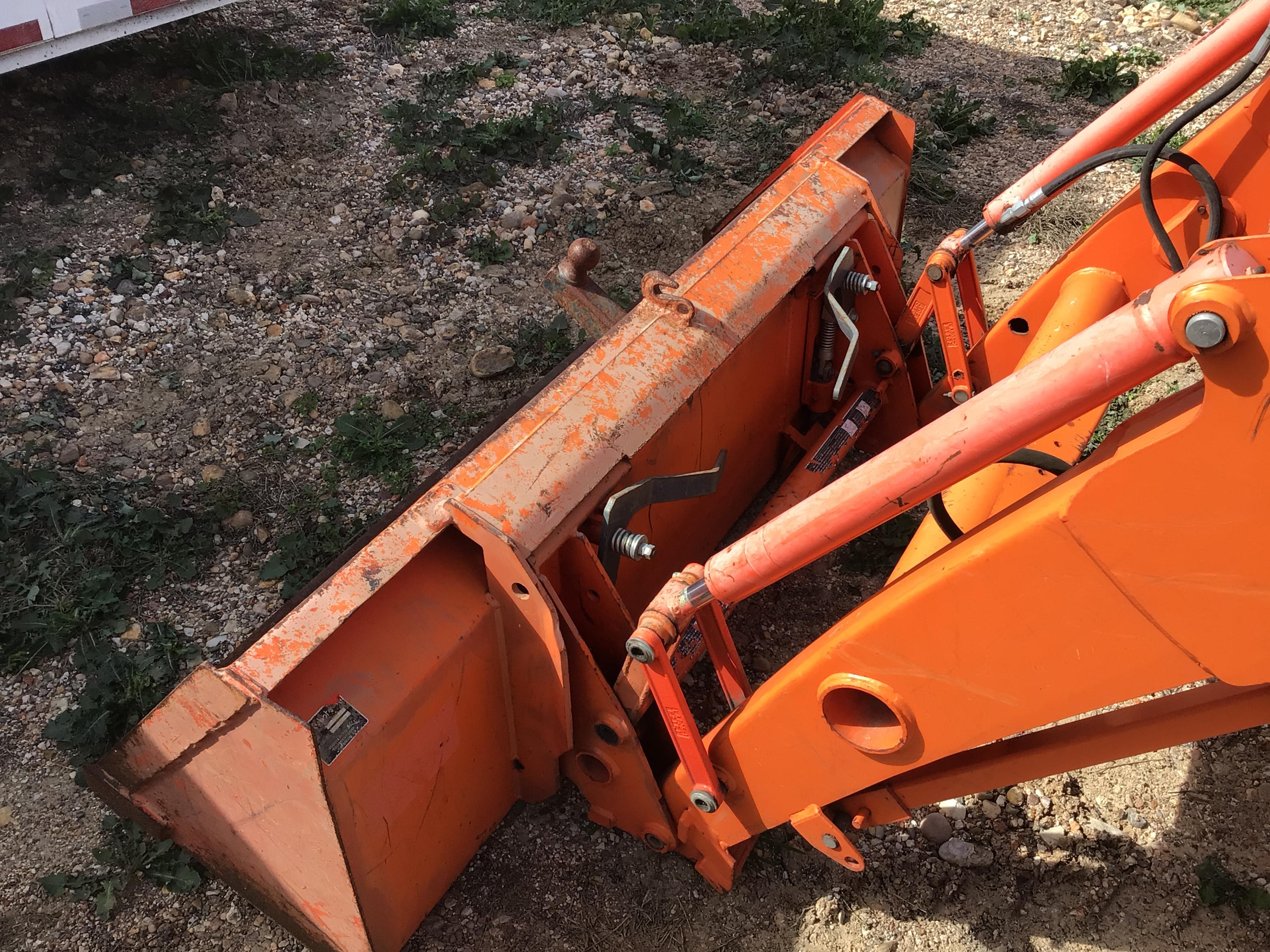 Kubota L3560