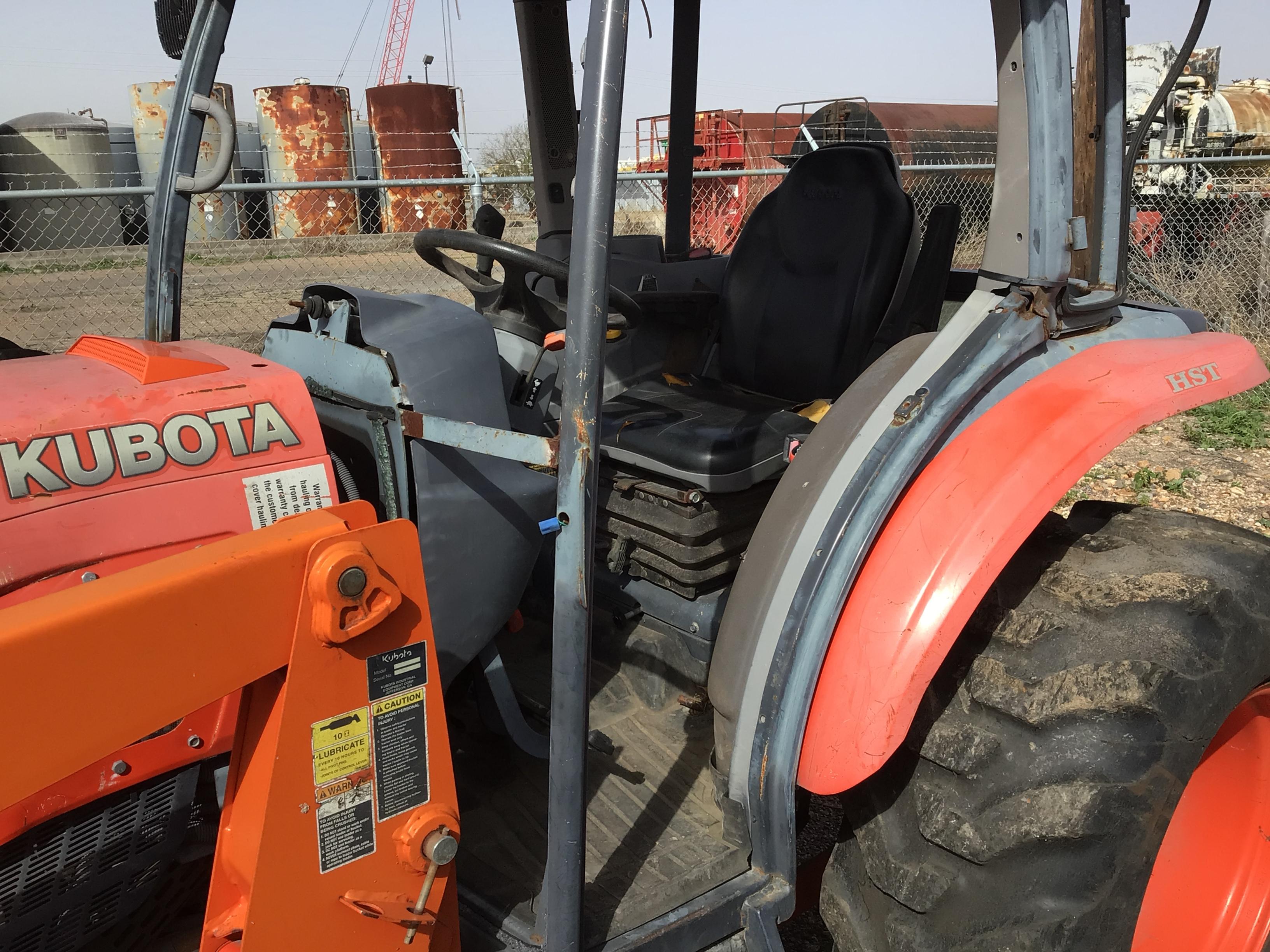 Kubota L3560